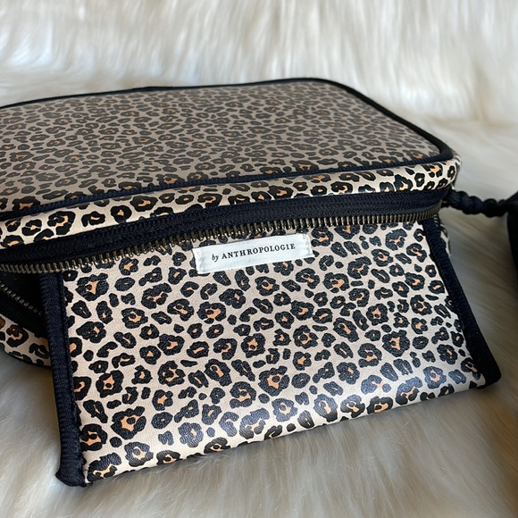 Anthropologie Camera Crossbody Bag - Picture 15 of 16